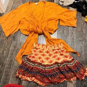 Selfie Leslie- crop tie top with Aztec skirt